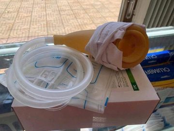 Túi tiểu có dây cho nam Greetmed (Urine bag with collector) – cao su